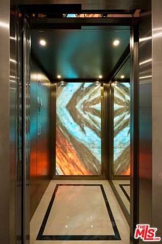 701 N Camden Drive, Beverly Hills, CA 90210