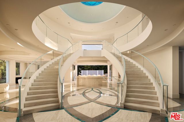 701 N Camden Drive, Beverly Hills, CA 90210