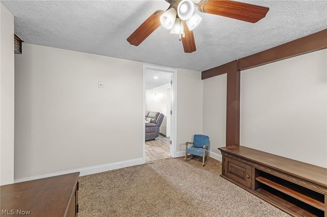 3710 W Pleasant Valley Road, Parma, OH 44134
