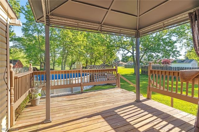 3710 W Pleasant Valley Road, Parma, OH 44134