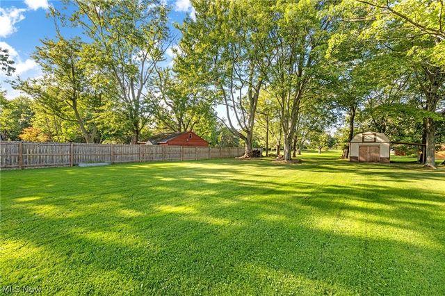 3710 W Pleasant Valley Road, Parma, OH 44134