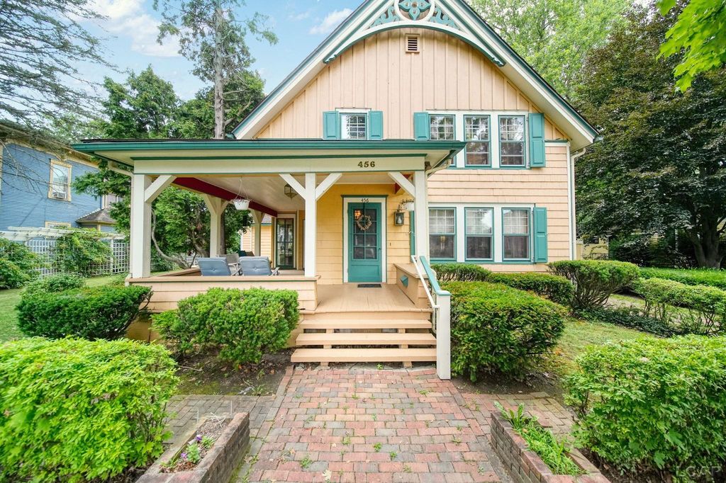 456 State Street, Adrian, MI 49221