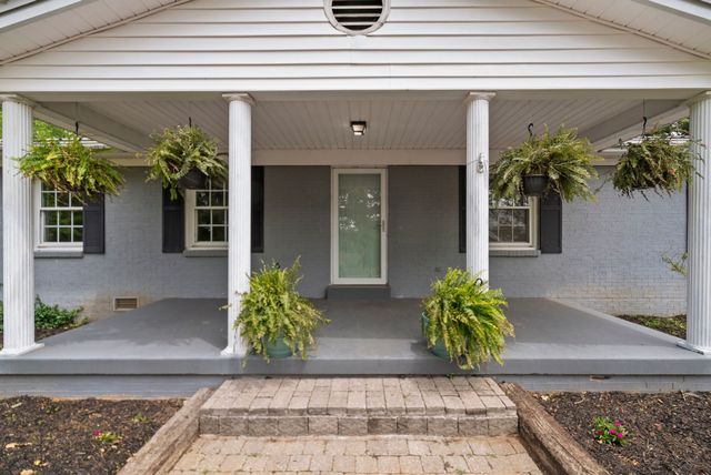 2580 Santa Fe Pike, Santa Fe, TN 38482