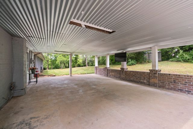 2580 Santa Fe Pike, Santa Fe, TN 38482