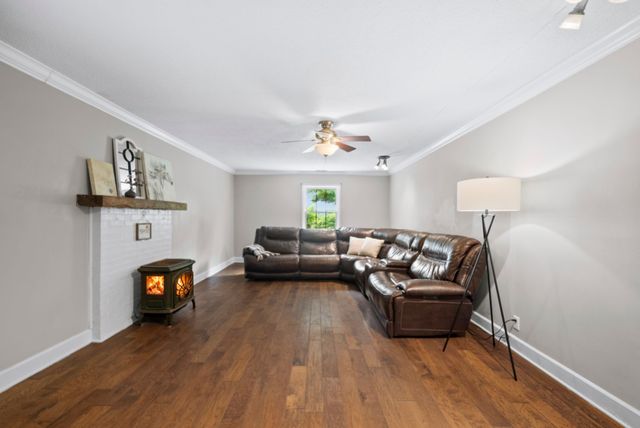 2580 Santa Fe Pike, Santa Fe, TN 38482