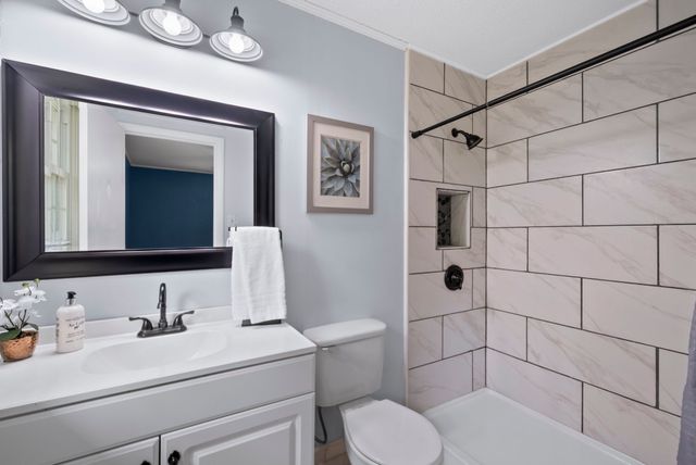 2580 Santa Fe Pike, Santa Fe, TN 38482
