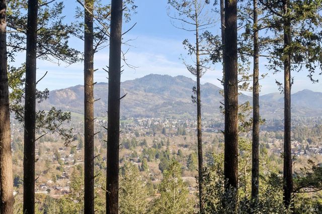 5104 Middlebrook Ct, Santa Rosa, CA 95404