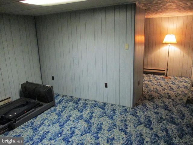 524 PRISON RD, Leesport, PA 19533