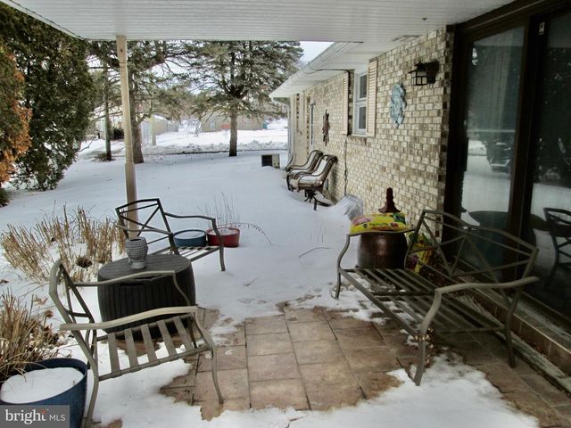 524 PRISON RD, Leesport, PA 19533