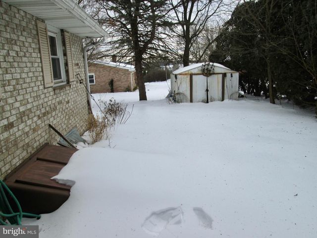 524 PRISON RD, Leesport, PA 19533