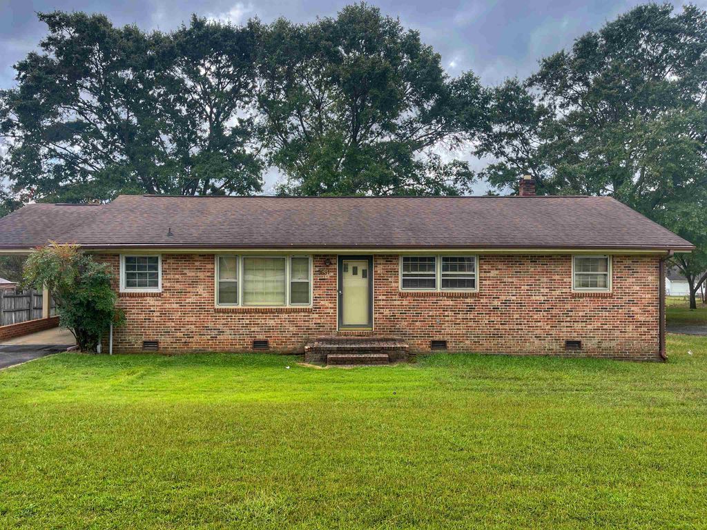 5681 Reidville Road, Moore, SC 29369
