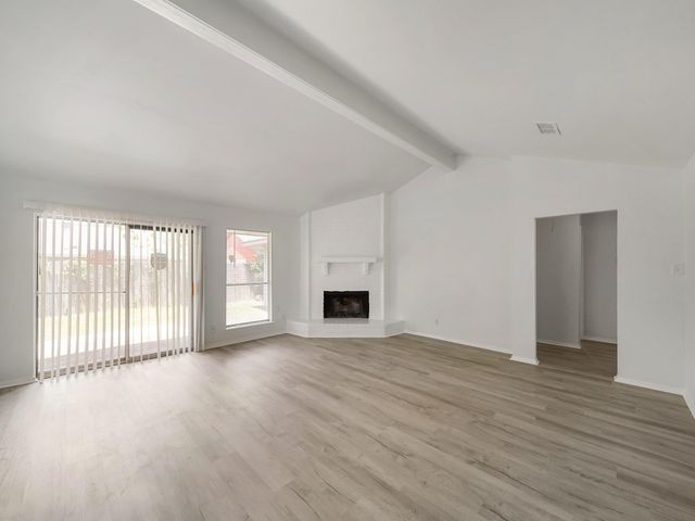 8743 Yvonne Drive, Houston, TX 77044