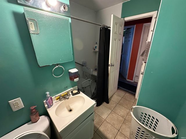 1917 Rosemont Avenue, Warsaw, IN 46580