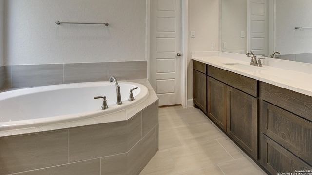 14222 May Mist, San Antonio, TX 78253