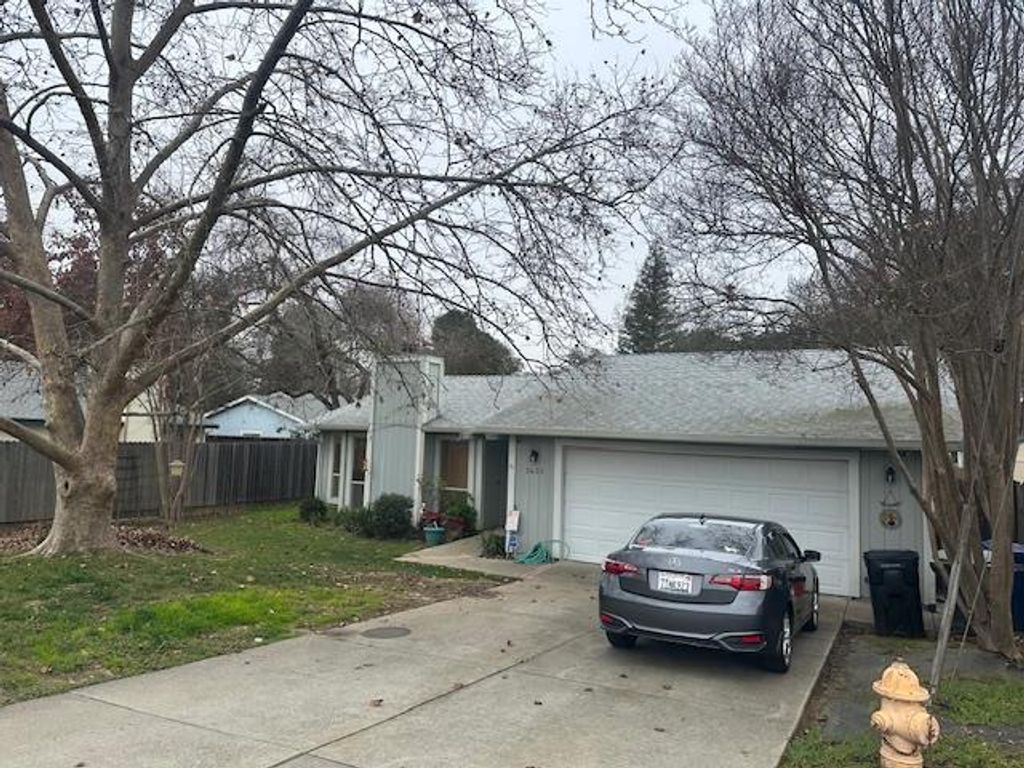 3431 Hunter Ln, Carmichael, CA 95608