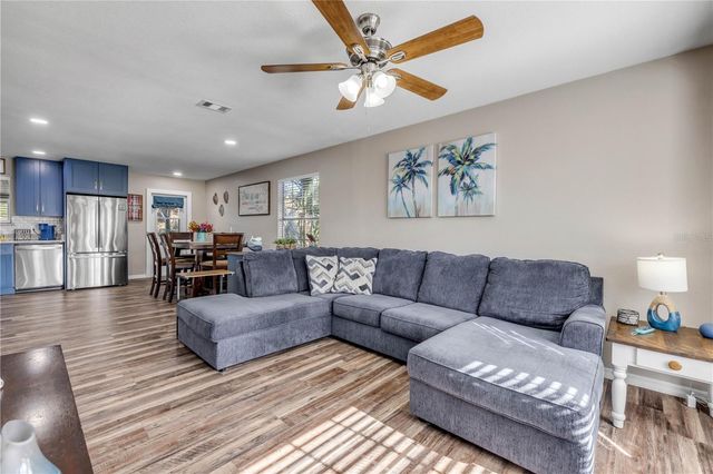 2711 PINE TREE DRIVE, Edgewater, FL 32141