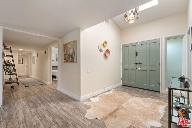 4927 Bellaire Avenue, Valley Village, CA 91607