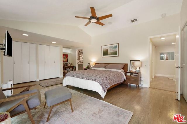 4927 Bellaire Avenue, Valley Village, CA 91607