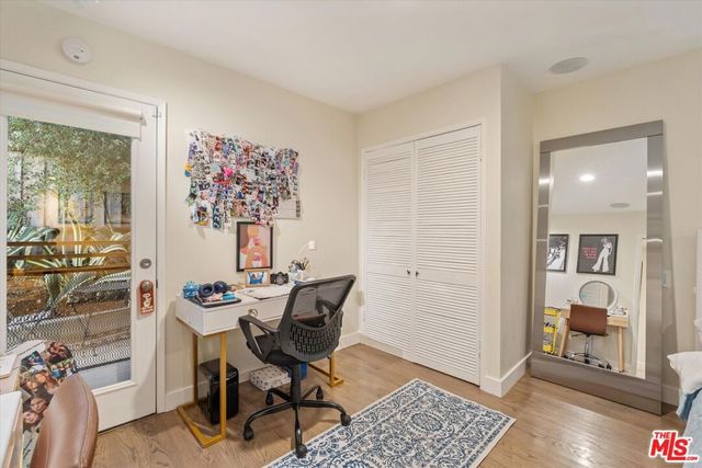 4927 Bellaire Avenue, Valley Village, CA 91607