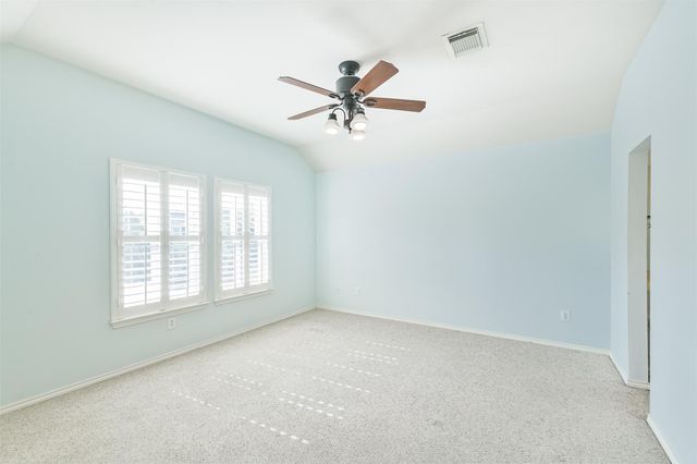 738 Redwing Place Drive, Houston, TX 77009