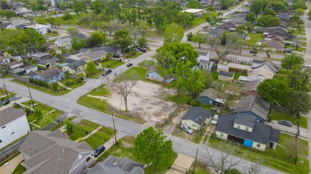 4815 Cetti Street, Houston, TX 77009