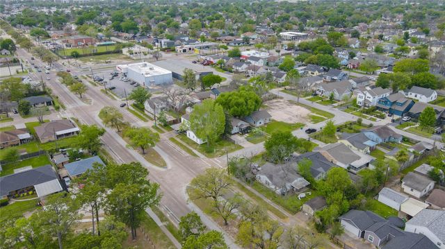 4815 Cetti Street, Houston, TX 77009