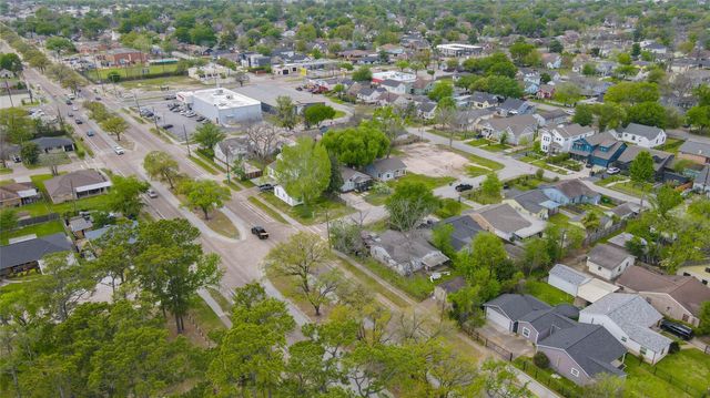 4815 Cetti Street, Houston, TX 77009