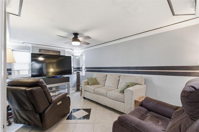 1429 SAN CHARLES DRIVE, Dunedin, FL 34698