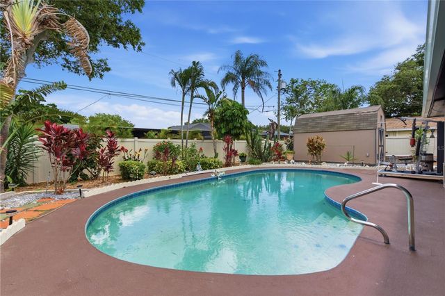 1429 SAN CHARLES DRIVE, Dunedin, FL 34698