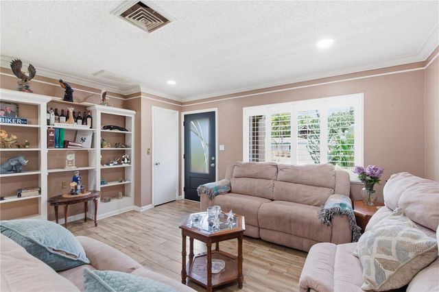 1429 SAN CHARLES DRIVE, Dunedin, FL 34698