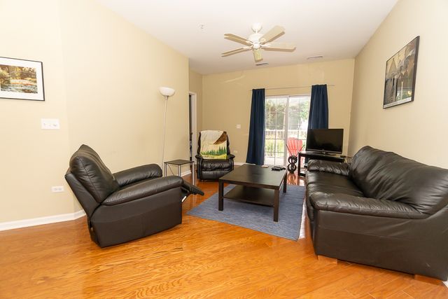 1291 W Lake Street 103, Addison, IL 60101