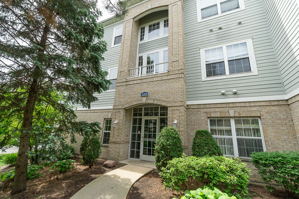 1291 W Lake Street 103, Addison, IL 60101