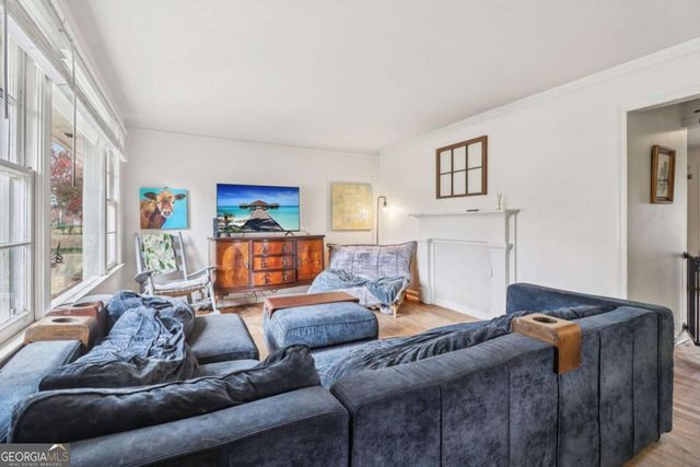 2749 Eastfield Road SE, Smyrna, GA 30080