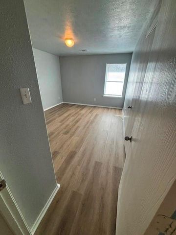 20011 Tunham Trail, Houston, TX 77073