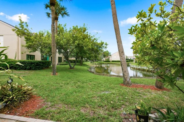 2453 EGRET BOULEVARD O102, Clearwater, FL 33762