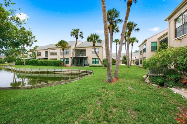 2453 EGRET BOULEVARD O102, Clearwater, FL 33762