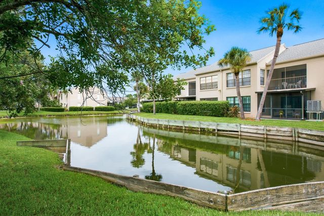 2453 EGRET BOULEVARD O102, Clearwater, FL 33762
