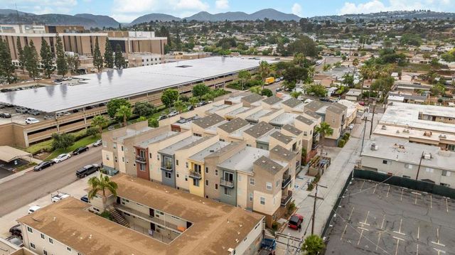 4541 Rainier Ave 13, San Diego, CA 92120