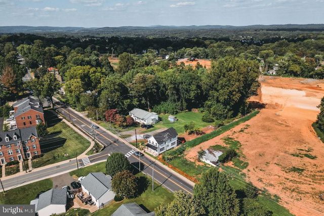 449 FALMOUTH ST, Warrenton, VA 20186