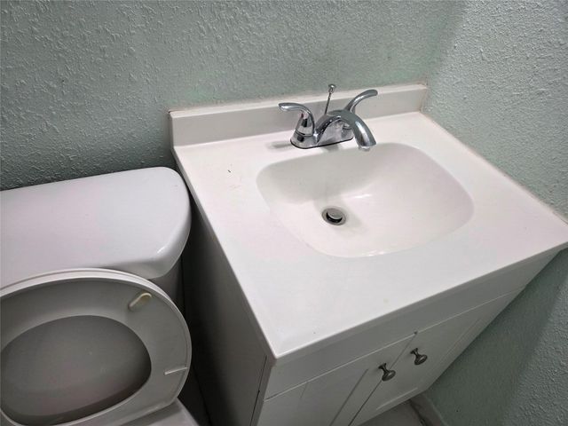 4870 N Andrews Avenue, Fort Lauderdale, FL 33309