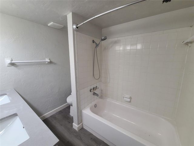 18101 SANDALWOOD DRIVE, Wildwood, FL 34785