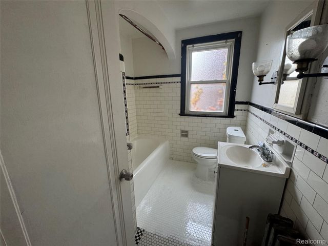 4869 Haverhill Street, Detroit, MI 48224
