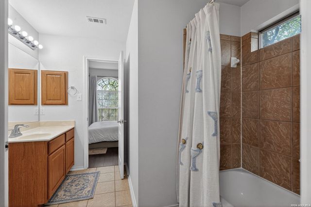 2415 Rogers, San Antonio, TX 78258