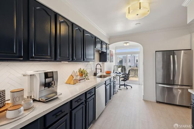 142 Jules Avenue, San Francisco, CA 94112