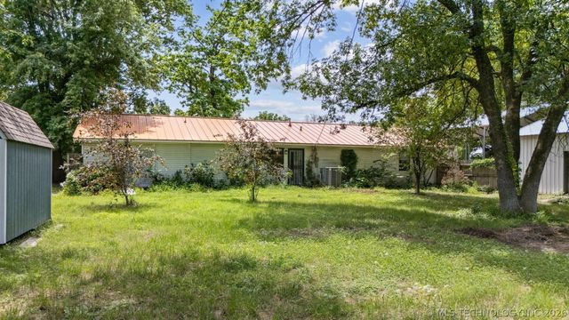 205 E Layton Street, Chelsea, OK 74016
