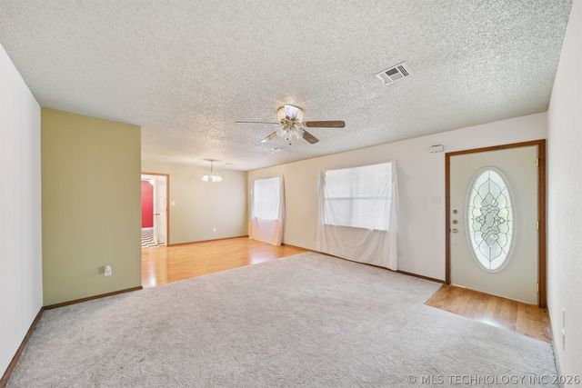 205 E Layton Street, Chelsea, OK 74016
