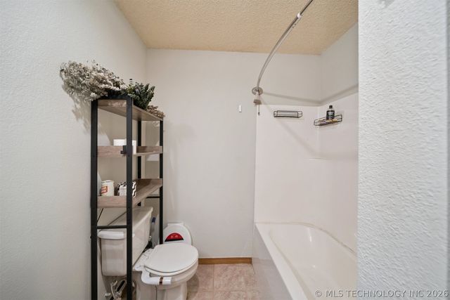 205 E Layton Street, Chelsea, OK 74016