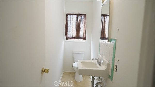 214 E 92nd, Los Angeles, CA 90003