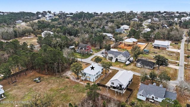 206 Piney Ridge, Waveland, MS 39576