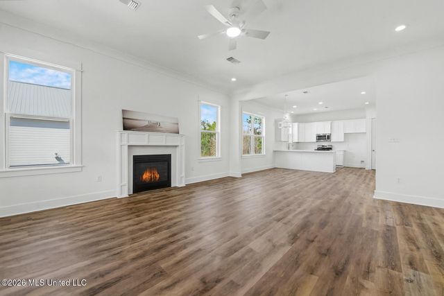 206 Piney Ridge, Waveland, MS 39576